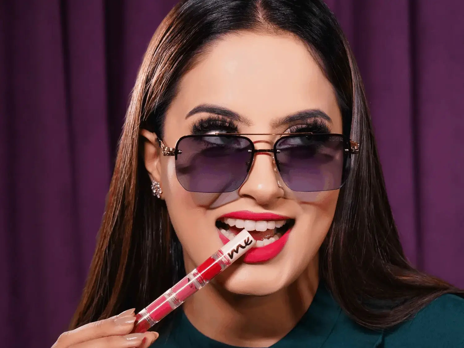 Unique tips and techniques to apply Lipstick